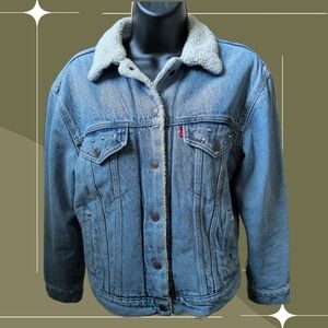 ✨ Levi's Women's Sherpa Jean Jacket With Star Grommet Detailing Size Small